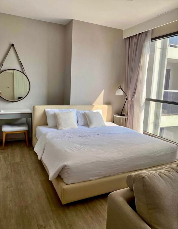 Condo for rent Sriracha Keen Center, beautiful room, city view, fully furnished, with furniture