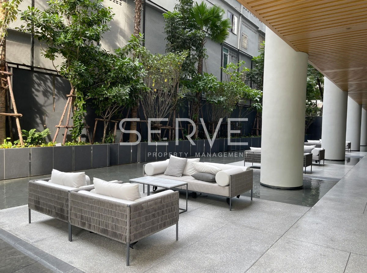 🔥1 Bed 68.10 Sq.m. Nice Room High Fl. 15+ Good Location Close to BTS Saint Louis 180 m. at Tait Sathorn 12 Condo / For Rent