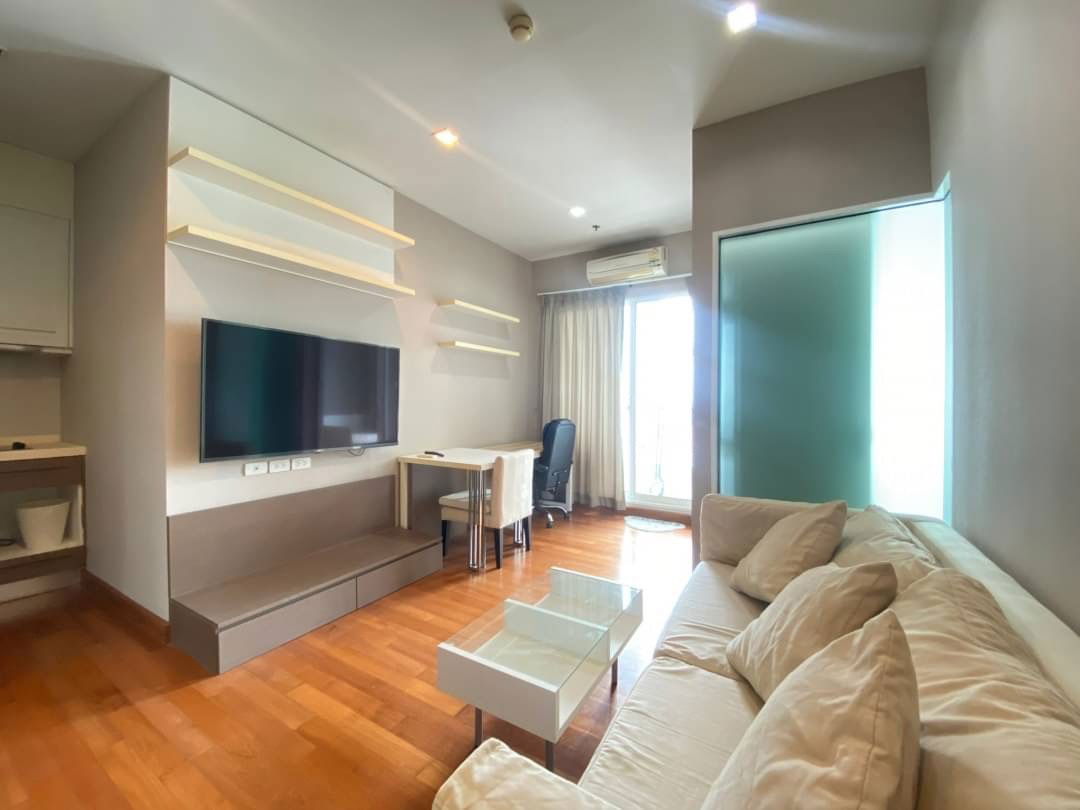 Ivy Sathorn | 1 Bedroom for rent Nice View Good Furnished and Great Location near BTS