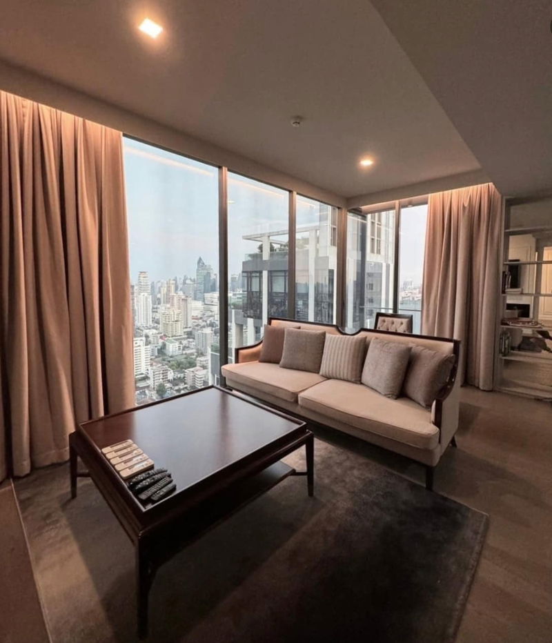 for rent Celes Asoke. 3bed 134sqm. Line id: @pfagent