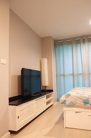 Rhythm Sathorn - Narathiwas size 63 sq.m.