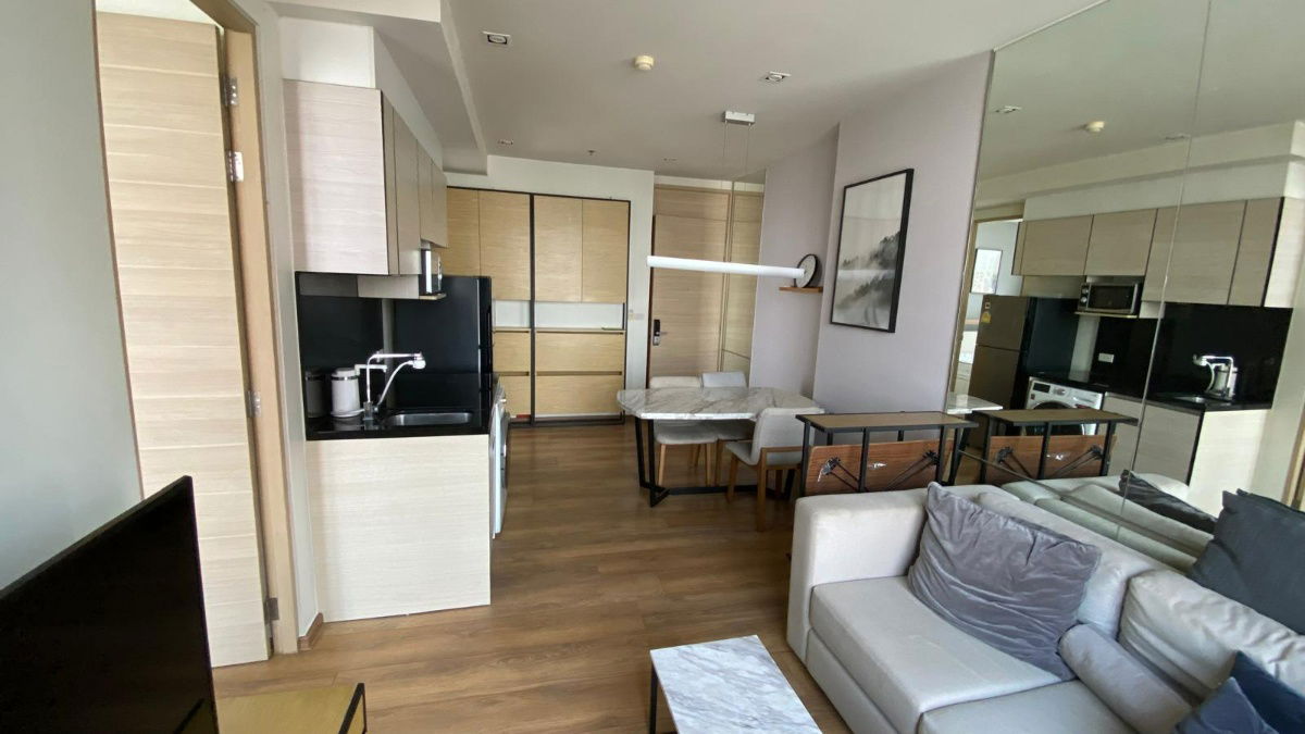 For rent at Park Origin Phrom Phong Negotiate and More rooms Line ID: @condobkk (with @)