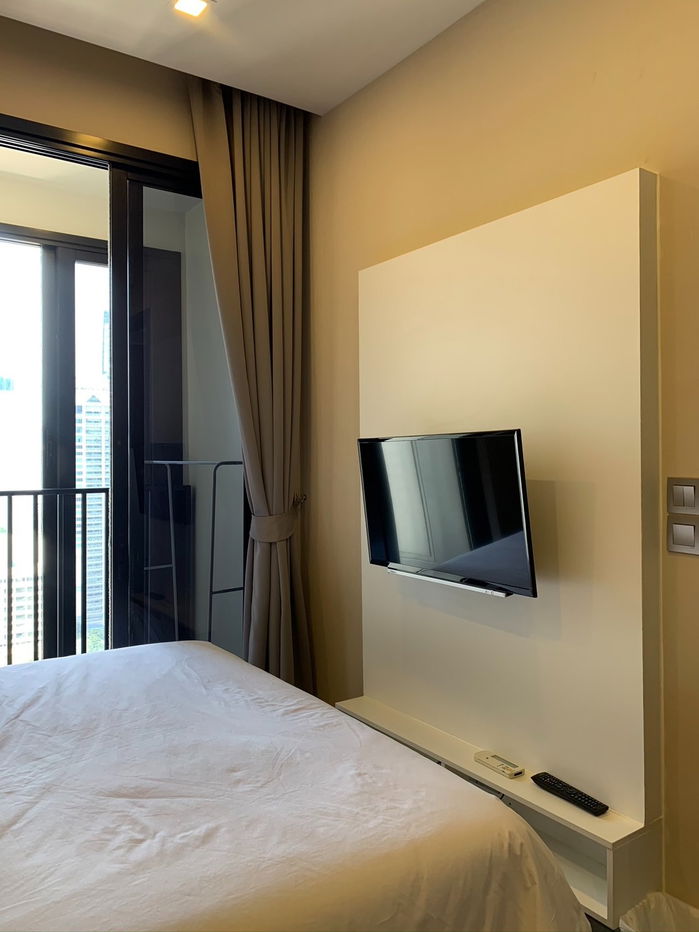 Condo for rent ASHTON ASOKE: Fully Furnished (S15-30773)