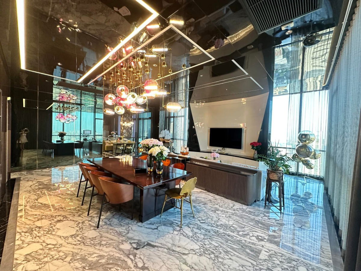 LTHC11697 -The Monument Thonglor FOR RENT Size 250 sqm. 1 bed 1 bath Near BTS Thong Lor Station ONLY 450K/Month