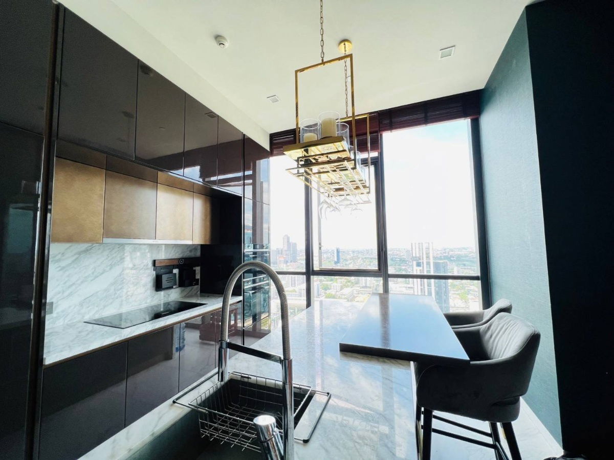 LTHC11776 - The Monument Thonglor FOR RENT Size 252.61 sqm. 3 beds 3 baths Near BTS Thong Lor Station ONLY 400K/Month