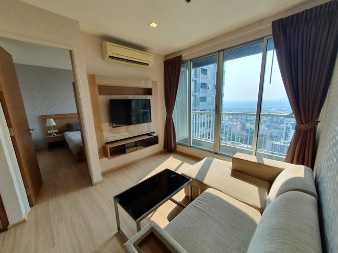 🔔New🔔 For rent, newly unit on 28th floor with ChaoPhraya river view at Rhythm Sukhumvit 50