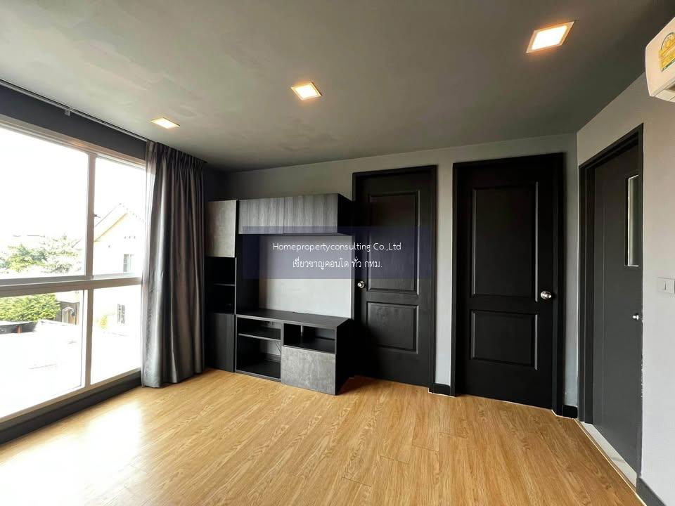 For Rent The Light New York BTS Punnawithi (800 m./ 10 minutes) Negotiable Line ID:@easycondo (with @) Code H32755