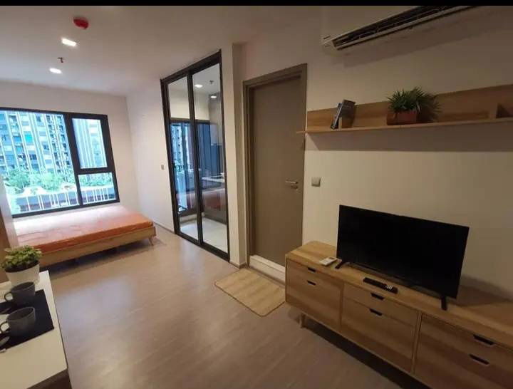 For Rent Life Asoke Hype BTS Rama9, More Rooms available, Fast response via LINE, Price Negotiable