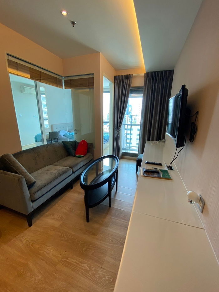 1 bedroom for rent at H 43 rent 23k per month [SHN00296r]