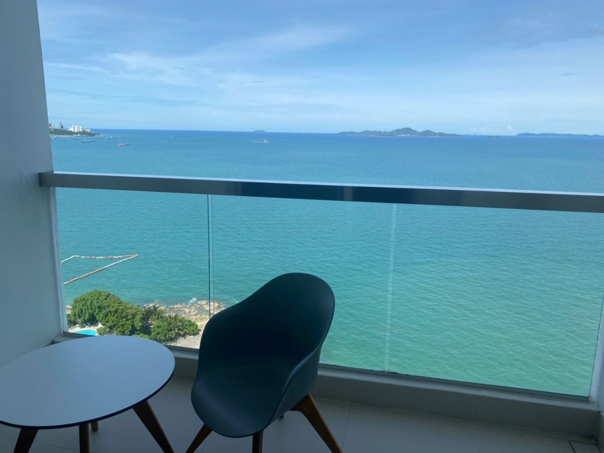 For rent Short term at the Palm wongamat Beach Front Direct sunset view (S03-0972)