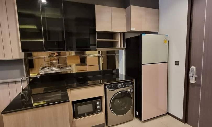 📲Line ID @556ryccg 🏢1 Bedroom 35 sqm Floor12 The LINE Asoke-Ratchada Fully furnished near Subway MRT Rama9