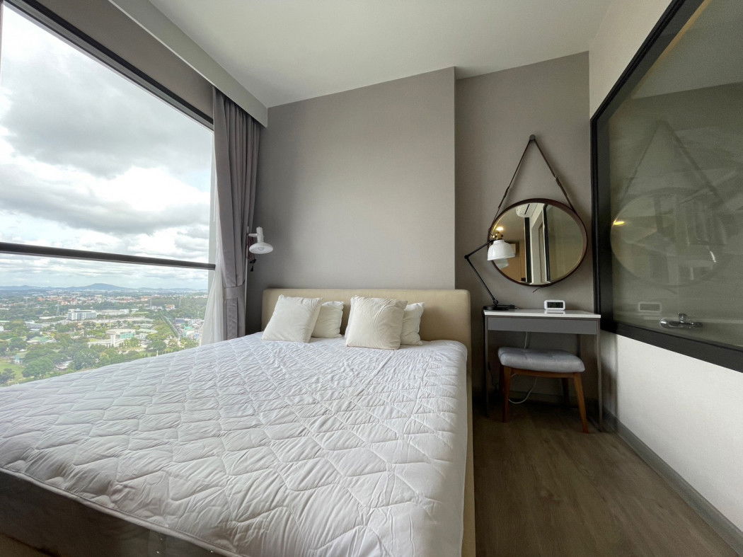 Condo for Rent Keen Centre Sriracha High Floor City View 3 Min Walk to Mall