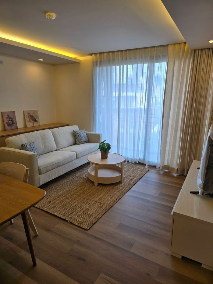 For rent Via Botani Sukhumvit 47 2beds 2baths with bathtub 【Line: Yosita828】