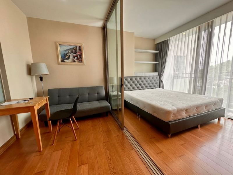 Condo for rent, Marina Bay Front Sriracha, beautiful room, high floor, move in Ready