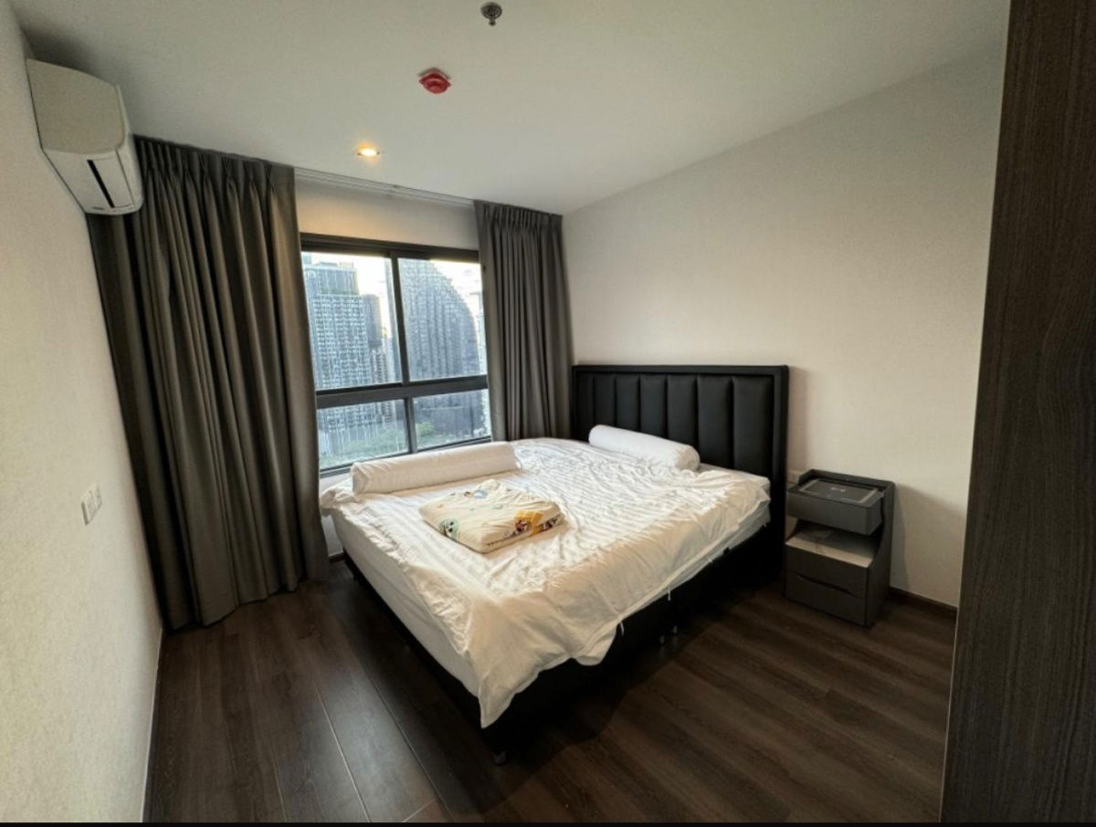 rent: Ideo Rama 9 - Asoke, 2 large bedrooms, beautiful, fully furnished, near MRT Rama 9. Interested, add Line @841qqlnr.
