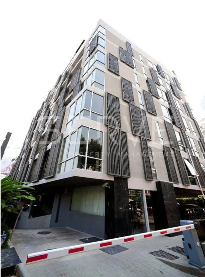 1 Bed 54 sq.m. Good Location Close to BTS Phloen Chit 900 m. at The Tempo Ruamrudee Condo/ For Rent