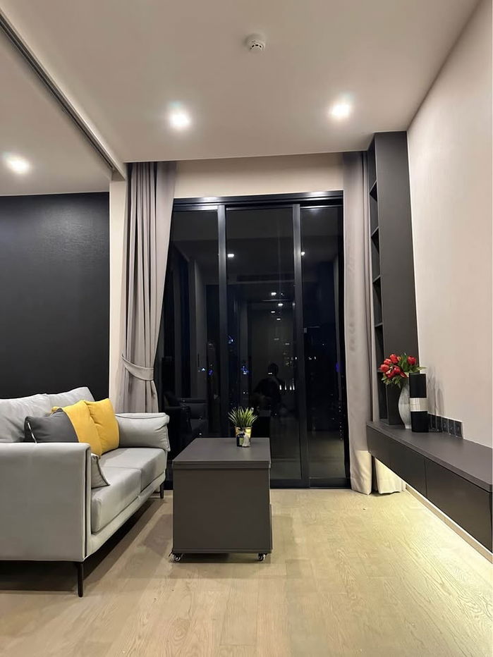 Code: KJ5356  for rent Ashton Asoke // Line ID: @kjcondo (with @) //