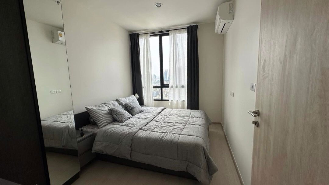 MN2399 Nue Noble Ratchada Lat Phrao  Furnitured and electrical