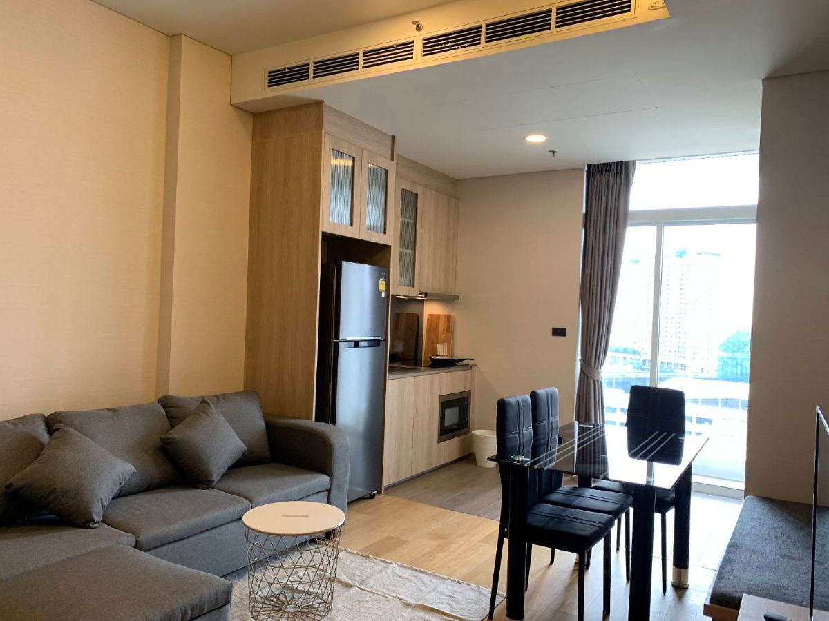 Condo For Rent!!Siamese Exclusive 42