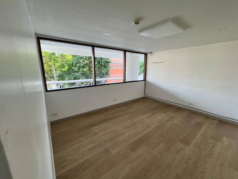 For Rent Le Raffine Sukhumvit 24 (Near BTS Prompong)