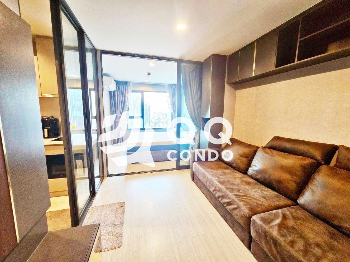 🛋️🏬 出租 Life Ladprao 1房，36平方米，房间漂亮，家具齐全。