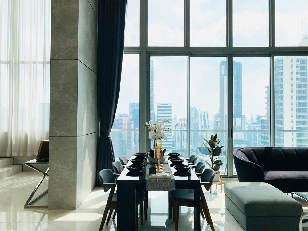 LTHC12060 – HYDE Sukhumvit 11 FOR RENT Size 165 sqm. 3 beds 4 baths Near BTS Nana Station ONLY 200K/Month