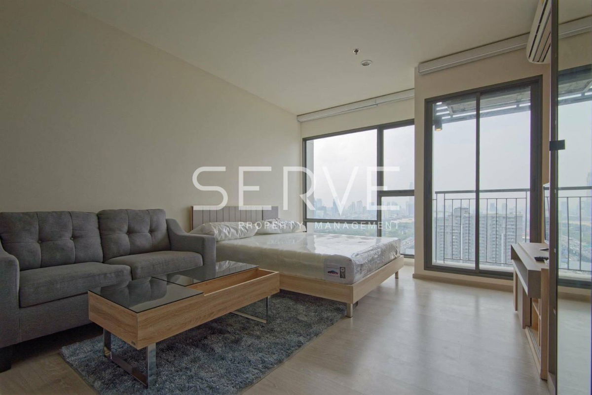 Studio Nice Room Good Location MRT Phra Ram 9  300 m. and CentralPlaza @ Rhythm Asoke