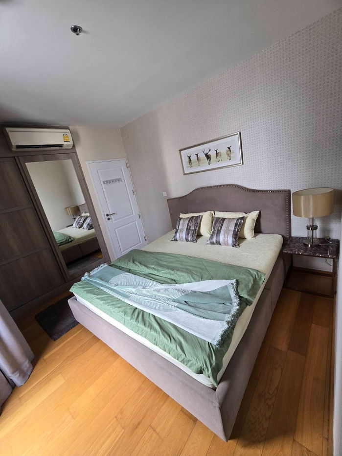 Condo Noble Revo Silom for Rent