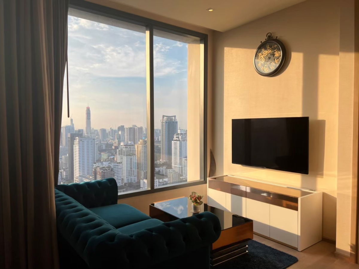 Esse Asoke တွင် အိပ်ခန်း ၂ ခန်း ငှားရန်ရှိသည်။