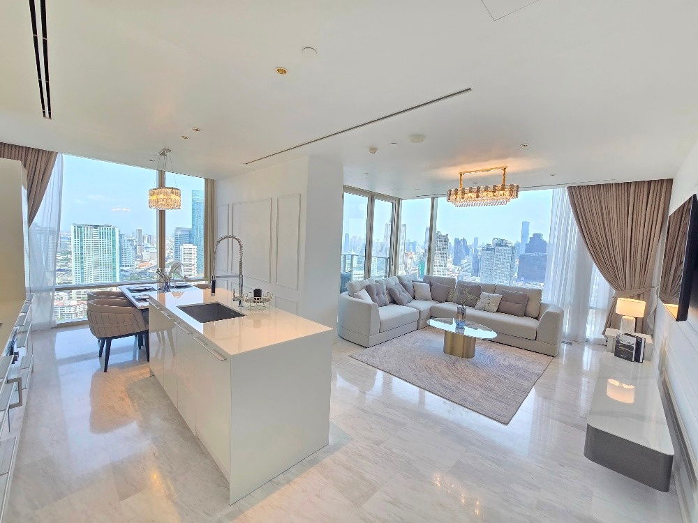 วิวแม่น้ำ และ ICONSIAM Four Seasons Private Residences
