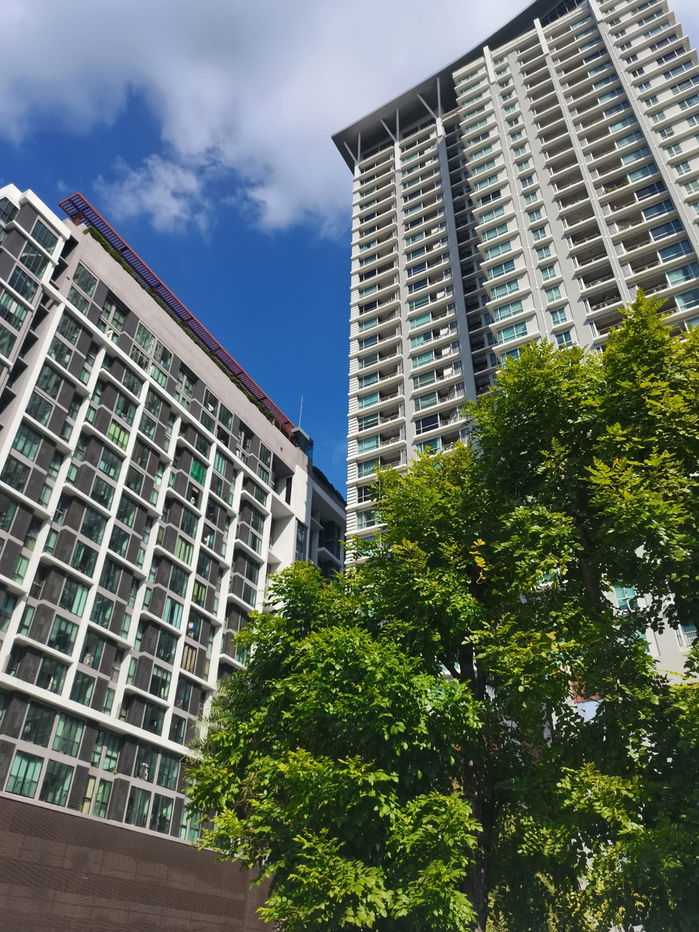 Available for rent!Rhythm Huaikhwang, 1 step to MRT station. 1 Bedroom with 46sqm High floor, Fully furnished ready to move in