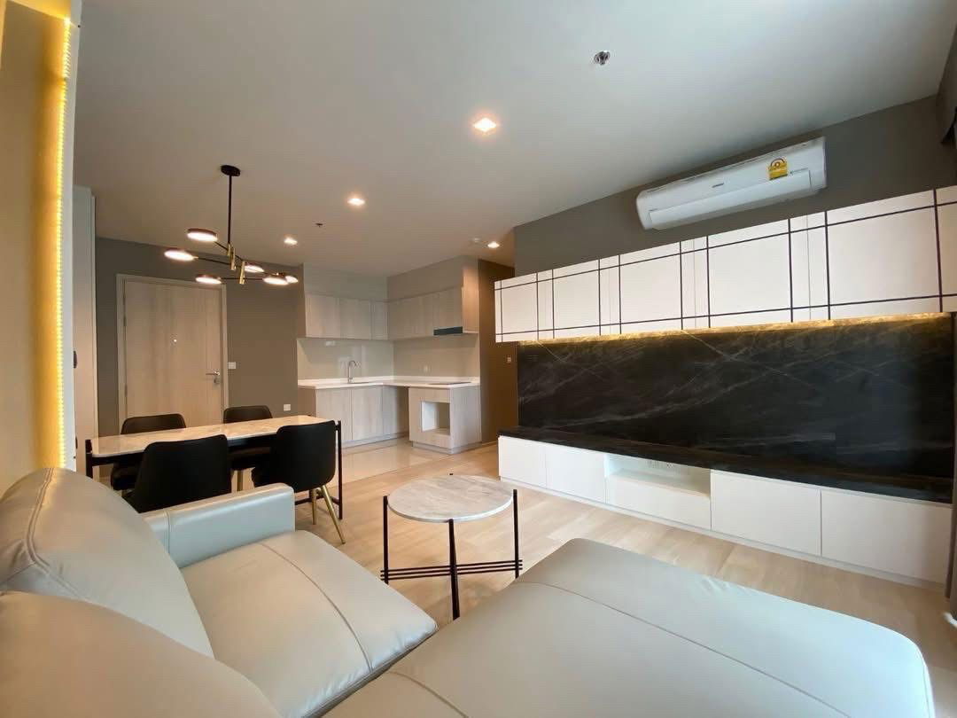 Life one ကြိုးမဲ့အိပ်ခန်းအသစ်စက်စက် ငှားရန်ရှိသည်။