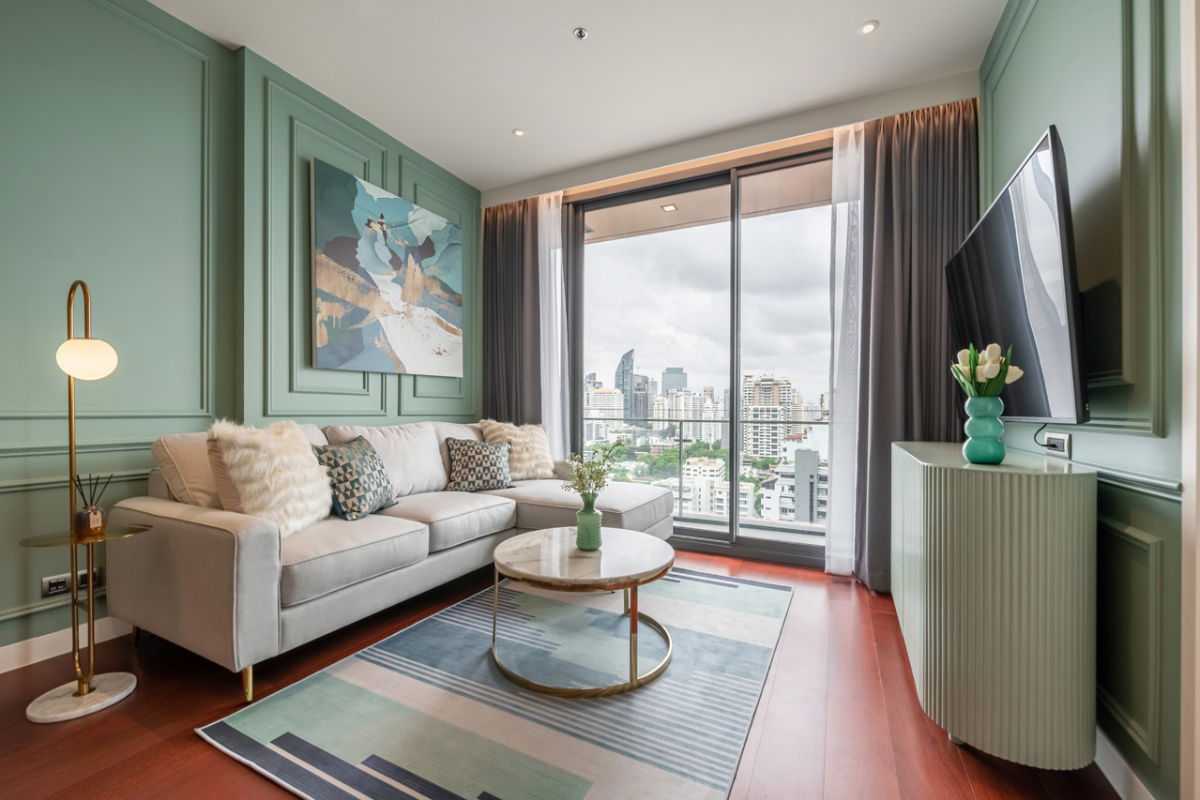 Code: KJ5705  for rent KHUN by YOO inspired by Starck // Line ID: @kjcondo (with @) //