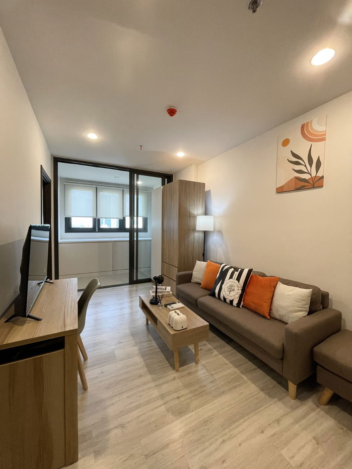 Condominium XT Huaikhwang for Rent