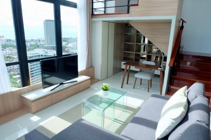 For rent The Sky Condo Sriracha Penthouse, beautiful room, high floor, sea view
