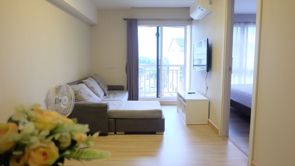 for rent 1-2 bedroom m society condo Mueang thong thani