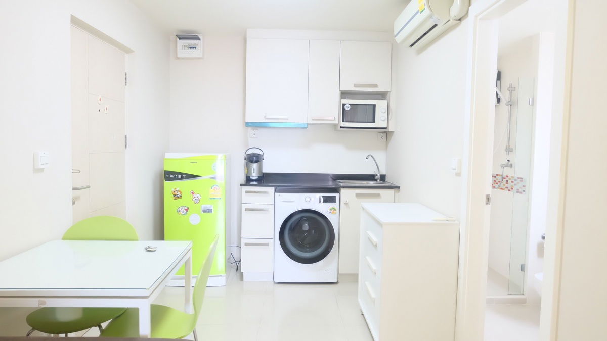 for rent 1-2 bedroom m society condo Mueang thong thani