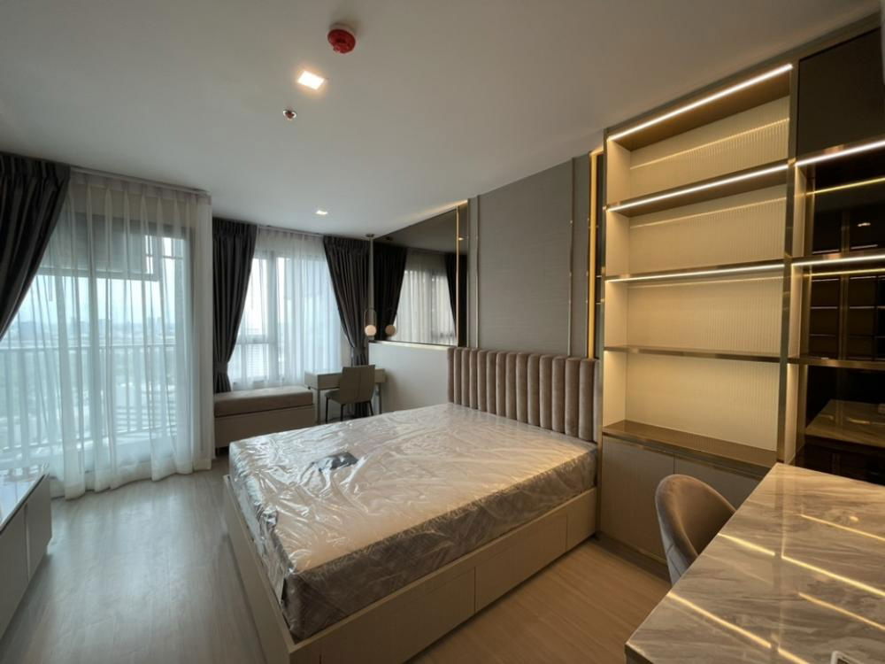 Code: KJ5927 for rent Life Ladprao // Line ID: @kjcondo (with @) //