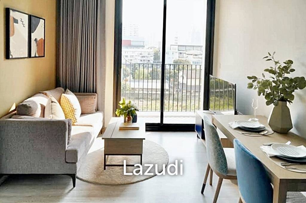 1 ห้องนอน 1 ห้องน้ำ 30 ตร.ม. XT เอกมัย