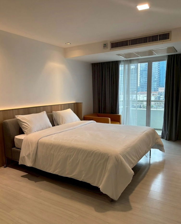 rent: Park Thonglor Tower, large room, beautiful, good location, ready to move in, near BTS Thonglor. Interested, add Line @841qqlnr