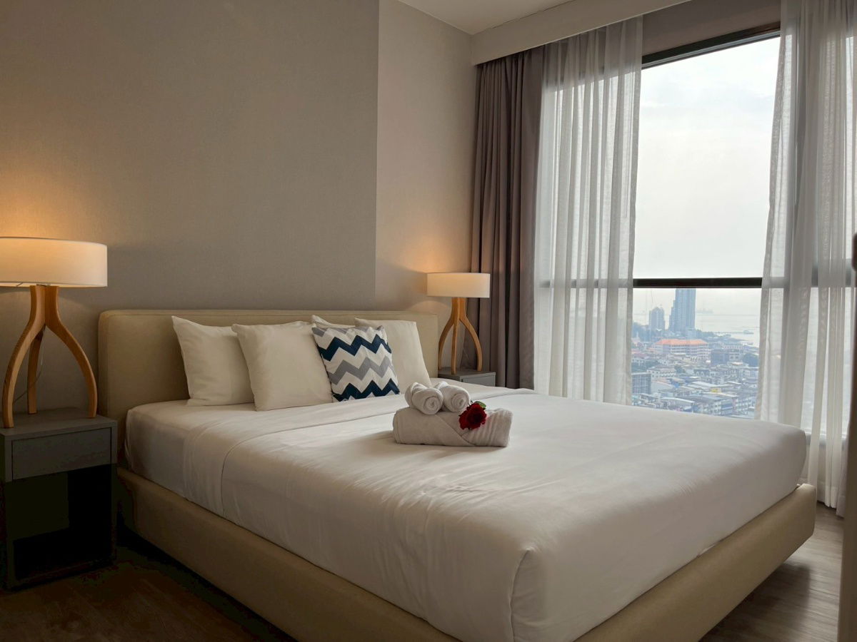 Center Sriracha၊ ဇိမ်ခံအထပ်မြင့်ကွန်ဒို။