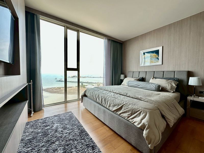 For rent Marina Bay Front Condo Sriracha, move in Ready, good location, city center