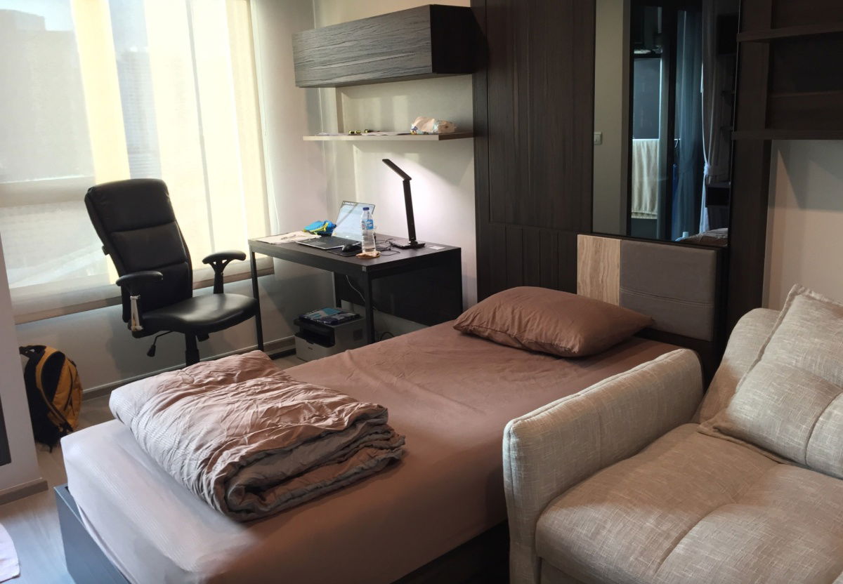 for rent Life Ladprao. Studio 26sqm. Line id: @pfagent