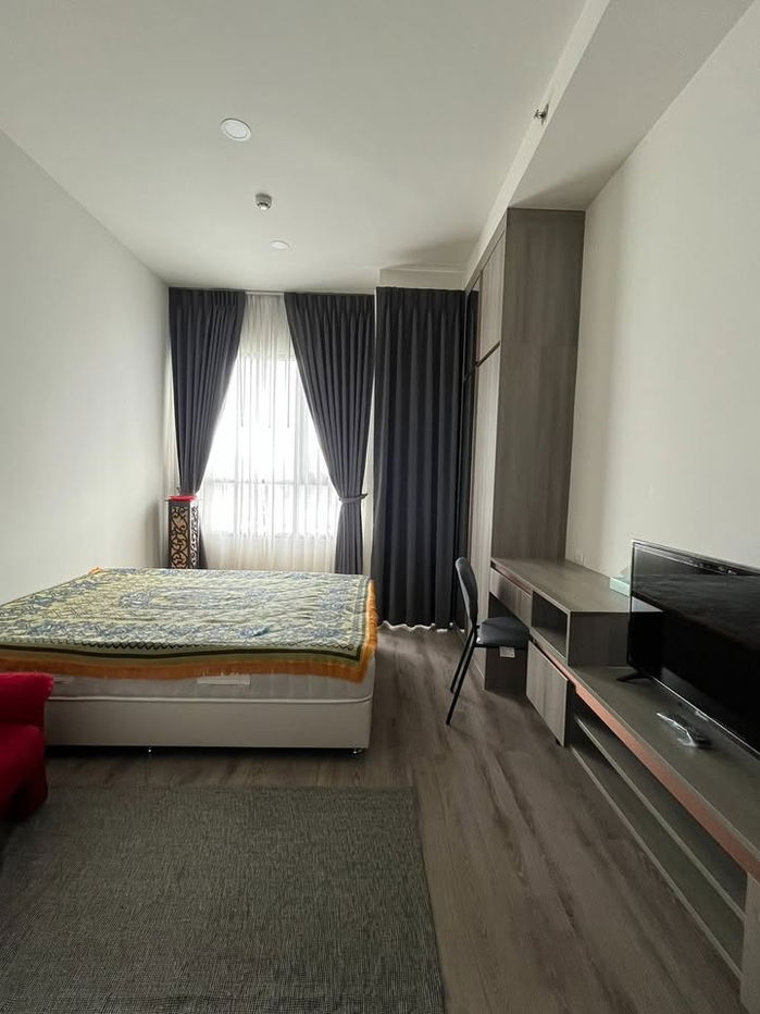 Knightsbridge Prime Ratchayothin    Building 1  Studio with partition door 1 bedroom, 1 bathroom