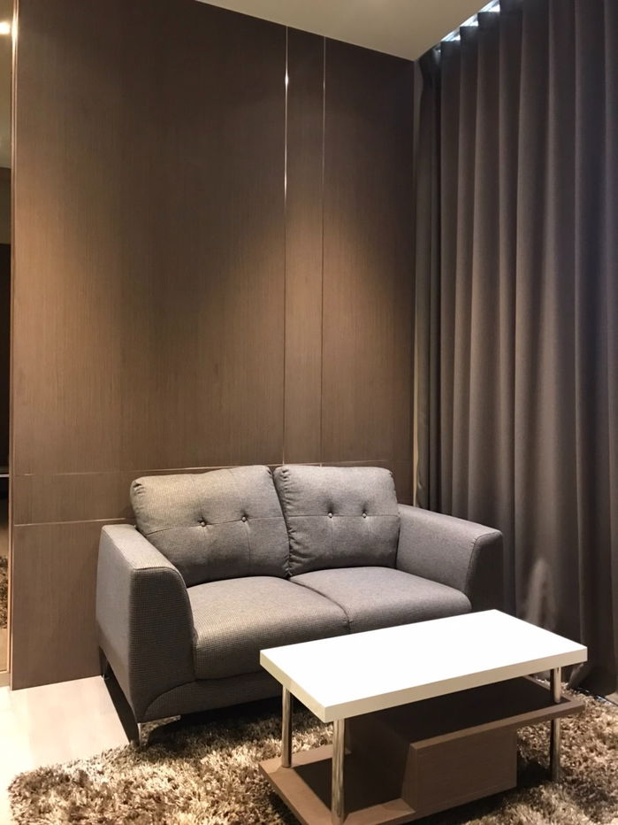 For rent condo The address Asoke 1 Bed (S03-2015)