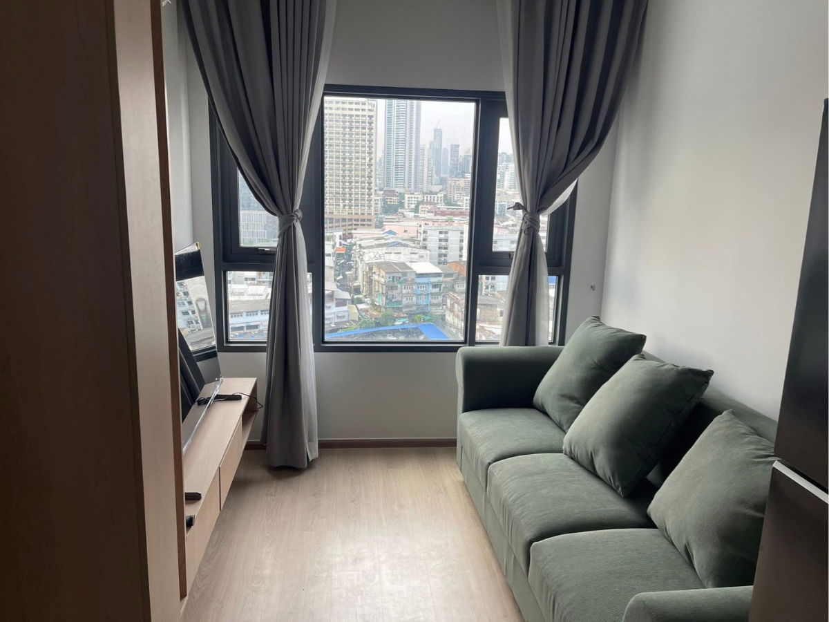 Life Rama 4 -                Asoke