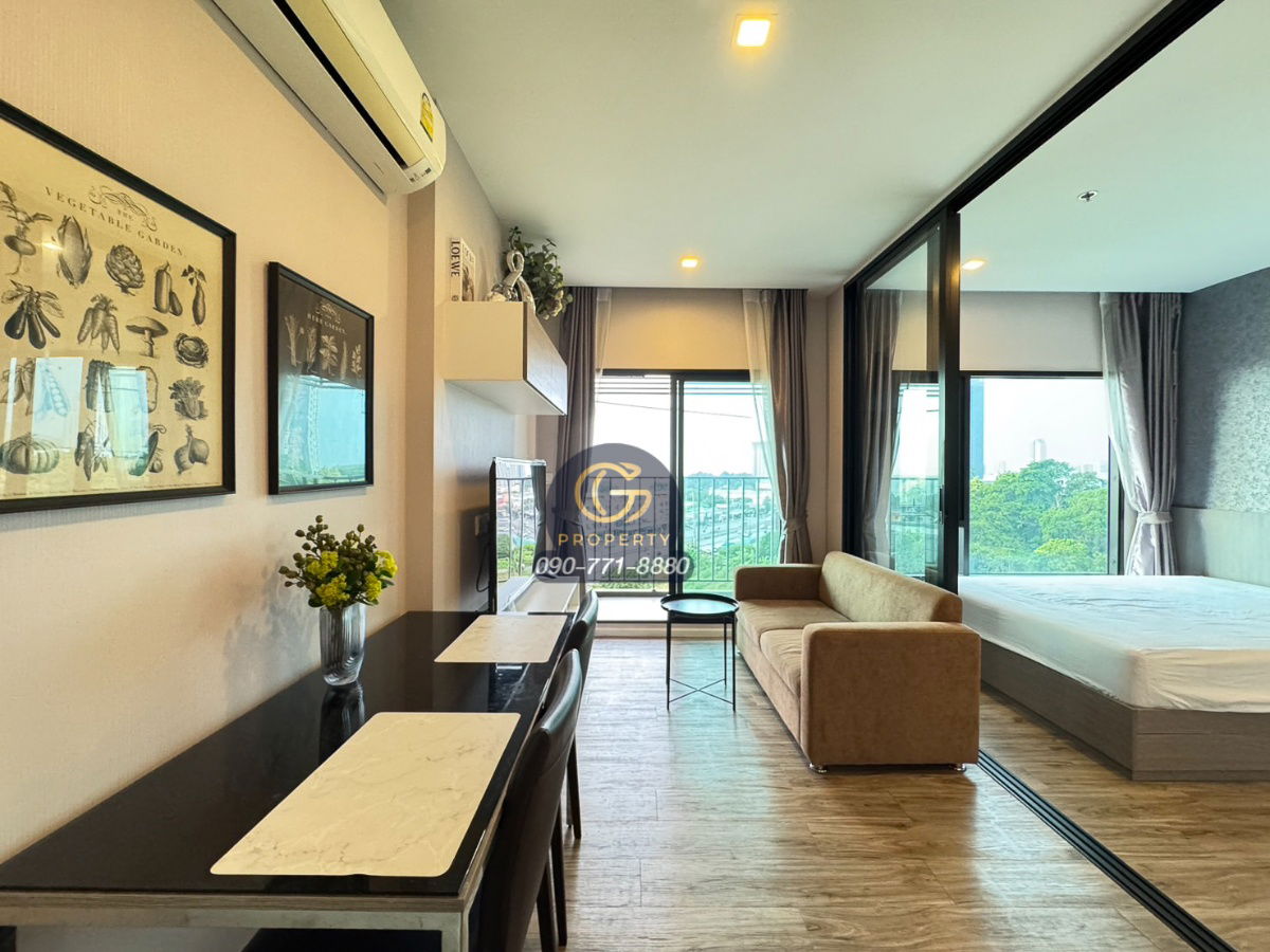 出租 KnightsBridge Sriracha 10,000 泰铢/月 📍 靠近 Robinson 和 Laem Chabang 工业区