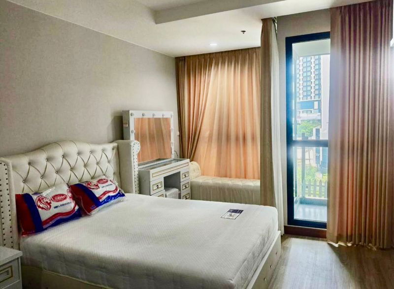 Condo for rent Sriracha Ladda Plus, city center, near Robinson Department Store