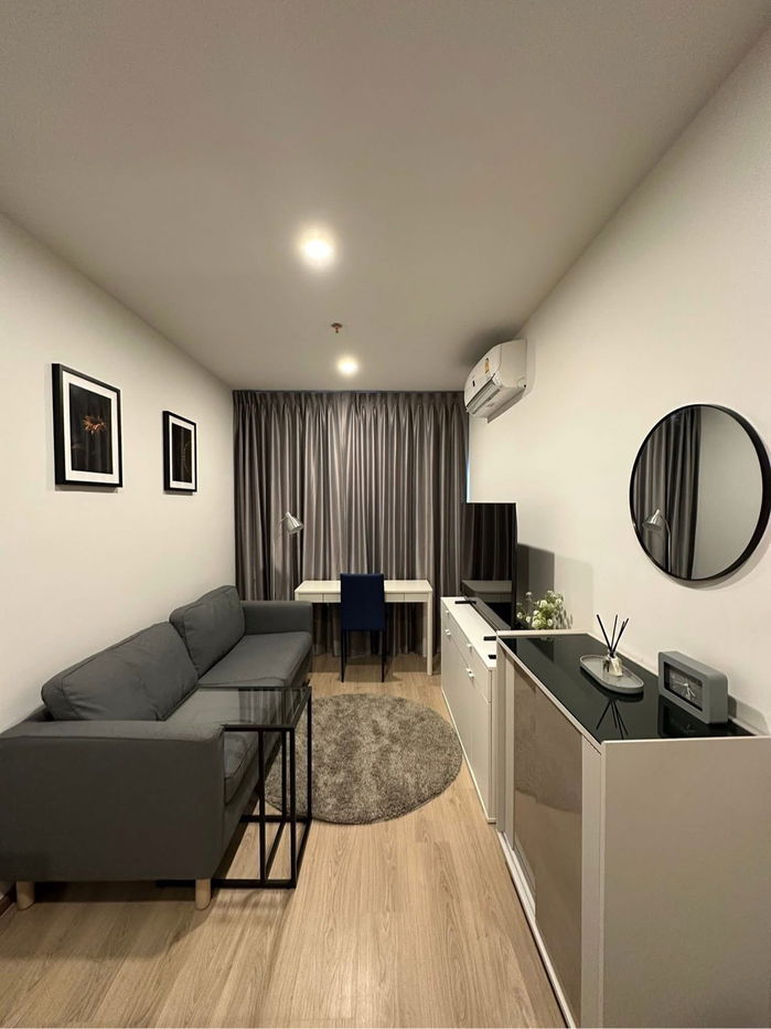 Life Rama 4 -                   Asoke