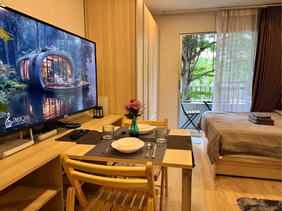 Elio Del                              Ray